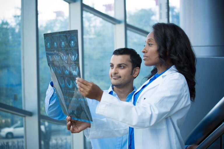 imagem de IDOR capacita médicos residentes em radiologia para a excelência do diagnóstico por imagem