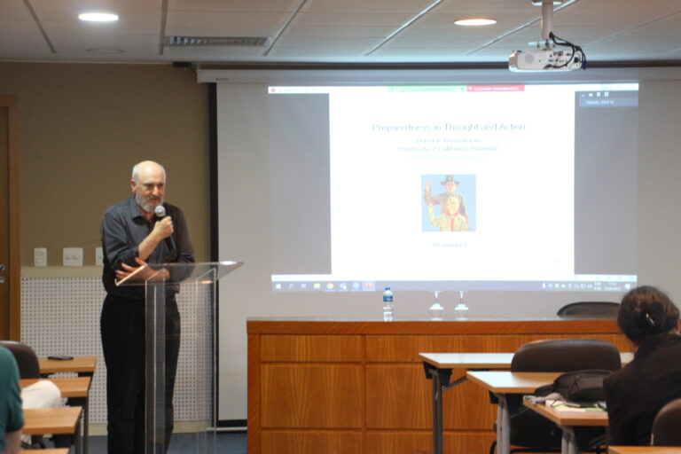 imagem de Palestra: Preparedness in Thought and Action