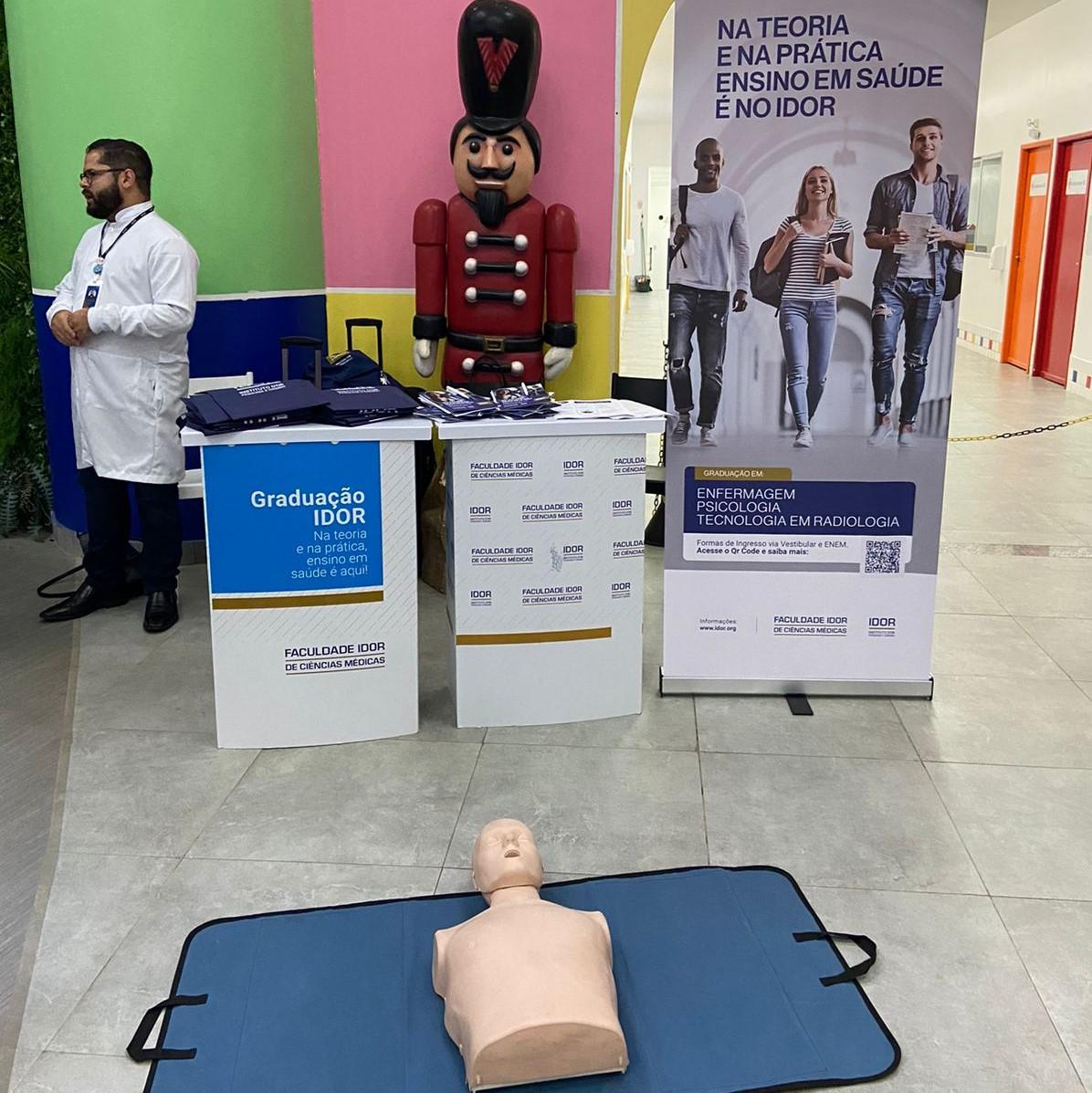 imagem de Faculdade IDOR apresenta suas Graduações aos alunos do colégio Alfa CEM