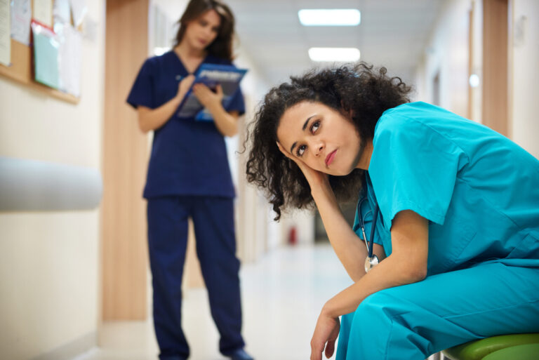 A saúde mental das equipes de UTI pediátrica: como a pandemia afetou esses profissionais?