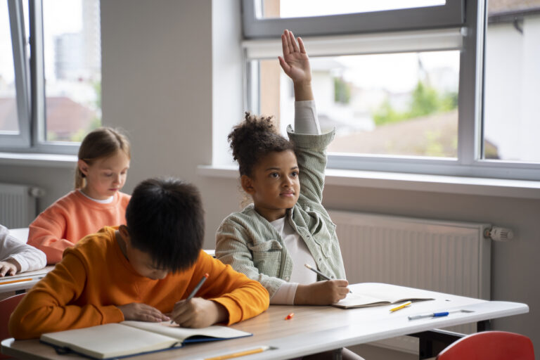 imagem de Veja Rio | Escolas retêm a atenção dos alunos por meio do uso criativo de tecnologia