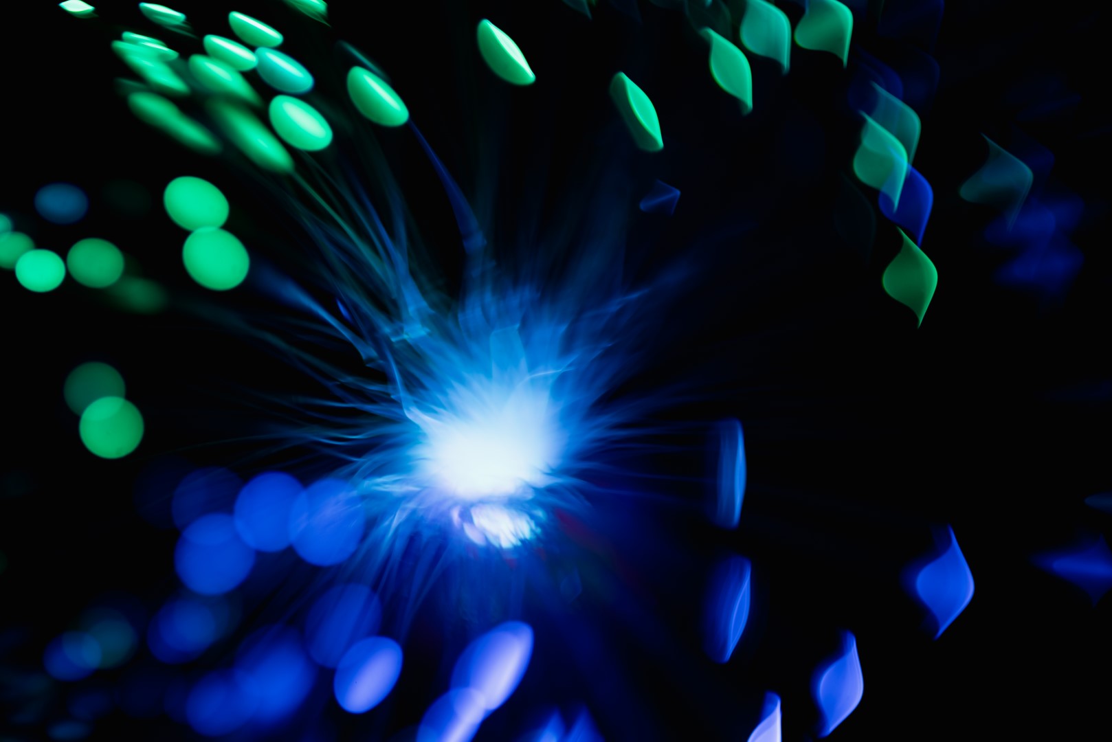 imagem de The Conversation | Quando o mundo quântico toca a biologia: o Nobel de Física 2025 e as fronteiras entre matéria e vida