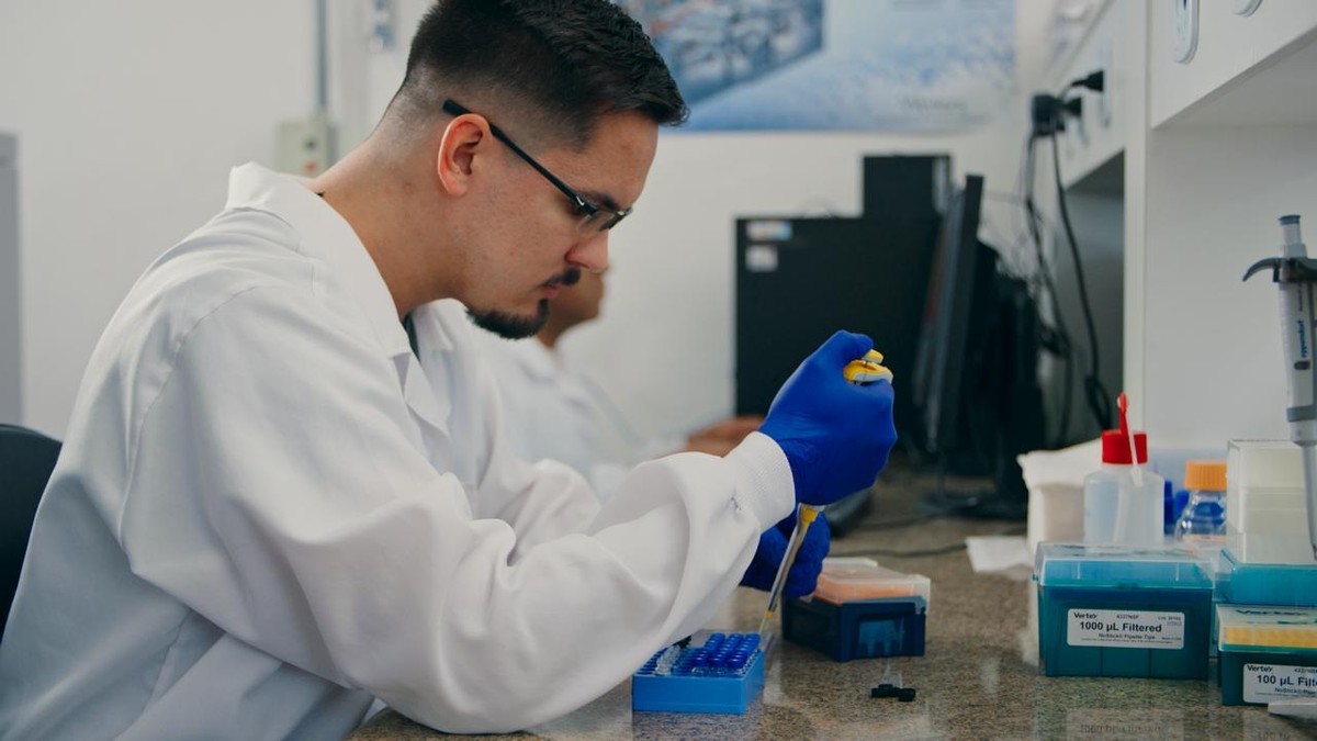 imagem de G1 | Danos da Covid-19 no cérebro são semelhantes aos da esquizofrenia, diz pesquisa